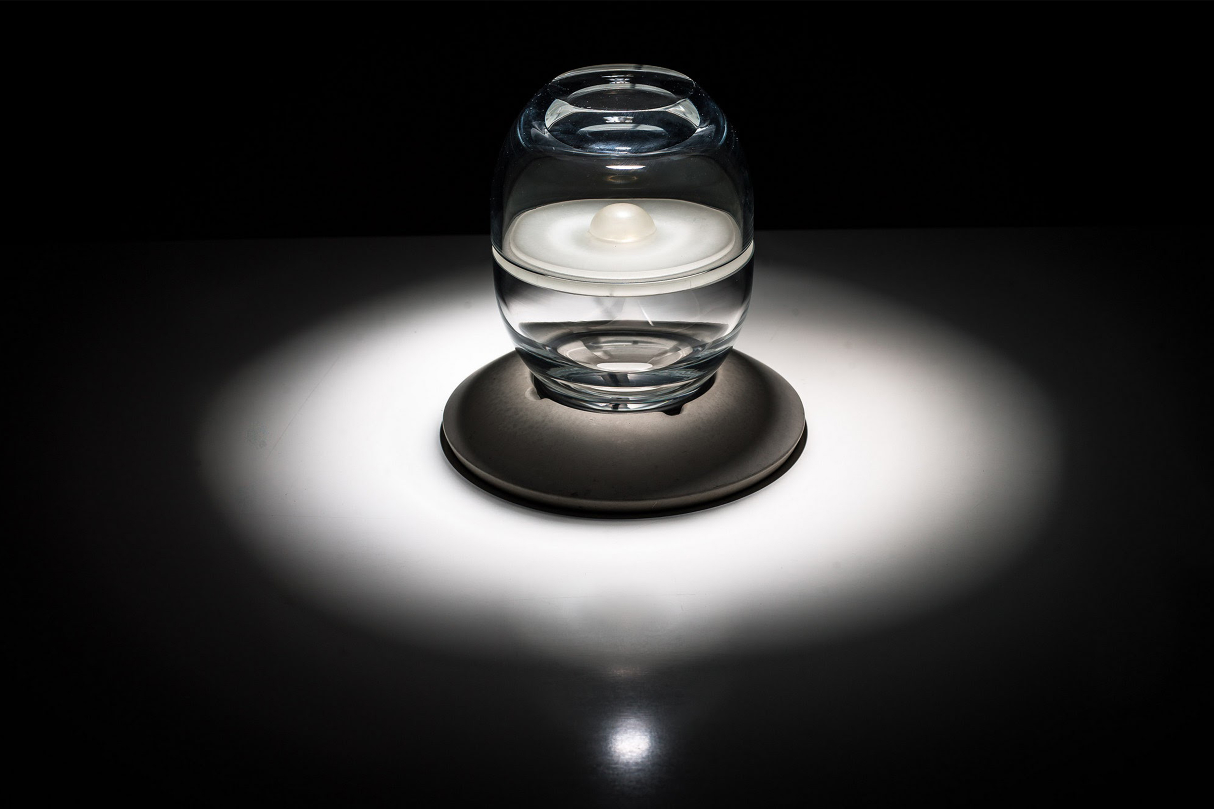 LAMPA_AVOKADO